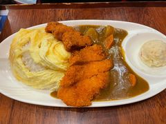 -玛格萝妮比萨屋(四平店)