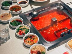 -海底捞火锅鲜切牛肉主题店(长寿路店)