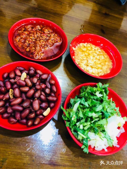 老北京涮羊肉(振发路店)四味碟图片