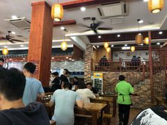 大堂-荣华基·现炒快餐(肇嘉浜路店)