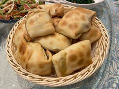 馕坑烤包子-巴扎美食·新疆菜·西域歌舞表演餐厅(新疆大厦店)