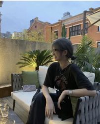 -AYO SALON