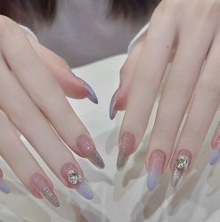 -桃色美甲沙龙