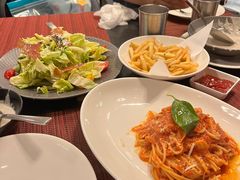 -WOLFGANG PUCK KITCHEN & BAR(迪士尼小镇店)