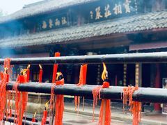 -峨眉山报国寺