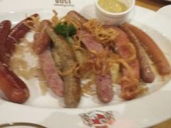 android_upload_pic-皇冠自酿啤酒坊(中国红街5号楼店)