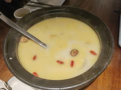 -乔街深夜食堂·小龙虾·高压锅生蚝(杭州总店)