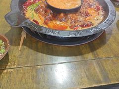 -黄潇洒老火锅(九眼桥宏济巷店)
