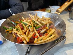 广式香肠炒花生芽-稻园谷庄鱼头泡饭·锅气小炒(兴业路店)