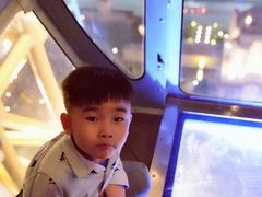 -影汇之星8字形摩天轮