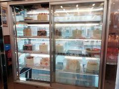 -红宝石·鲜奶小方·海派西点房(南丹店)