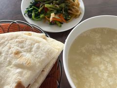 -燕味特色小吃