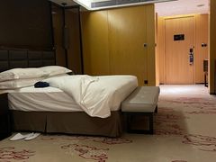 -中山利和希尔顿酒店