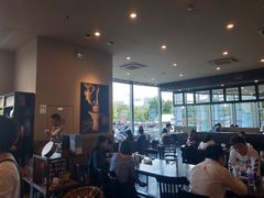 大堂-星巴克臻选(盐城金鹰聚龙湖店)