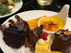 -圣丰索菲特·2 On 988 Café 自助餐厅