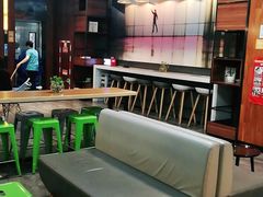 -艾豪森酒店(西安大雁塔大唐不夜城店)