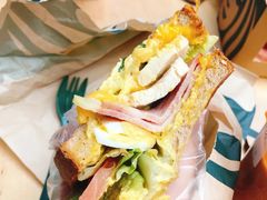 培根鸡肉俱乐部大嘴三明治-星巴克(北京永定门店)