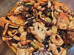 -七欣天香辣蟹火锅(闵行浦江欢乐颂店)