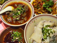 -老方桌烂蹄花川菜馆(九龙坡店)