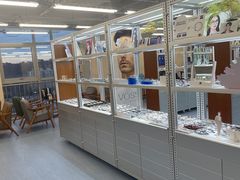 -无奔眼镜·蔡司·依视路授权店(马家堡店)