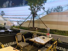 -HUZI虎滋精酿餐吧(京西大悦城店)
