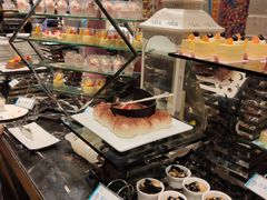 -三英温泉度假酒店-自助餐厅