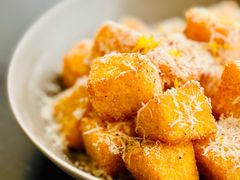 香辣芝士脆玉米块-Mercato莫卡多露台餐厅与酒吧(K11店)