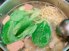 -一席地·本地鸡窝·杭帮鸡火锅(萧山银隆百货店)