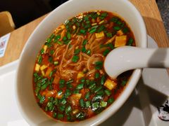 西付岐山臊子面-白起肉夹馍