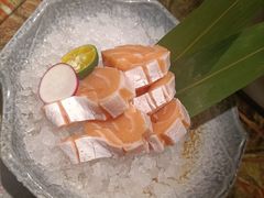 三文鱼腩刺生-炙柒Sekinana·精致料理 烧鸟·铁板烧(海上世界店)