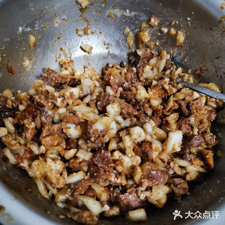 我可以负责任的说，是我到目前为止吃到的最好吃的包子