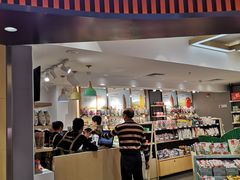 -良品铺子(白云新世界店)