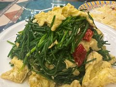 -乡村馕坑肉·烧烤·新疆菜·本地人更爱吃(阿勒泰首店)