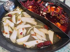 -鸿姐老火锅(疁城新天地店)