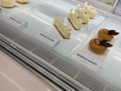 -潮一不贰·法式甜品·生日蛋糕·西式简餐(外滩店)