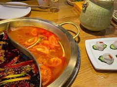 -潮火锅·麻辣牛肉火锅(观音桥方圆·LIVE店)