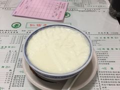 -仁信双皮奶(东川路店)
