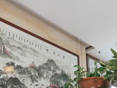 -江城小馆陕南妈妈菜·全球旅行餐厅(钟楼店)