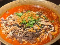 -张翻越·川渝冒菜·武汉黑鸭煲(城北万象城店)