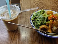 -CowCow其其·牛杂咖啡公司(六运店)