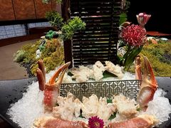 -蟹犇前•帝王蟹雪蟹(陆家嘴店)