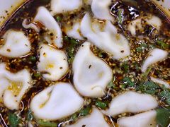 酸汤牛肉水饺-回坊马二饺子馆