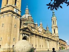 -皮拉尔圣母圣殿主教座堂