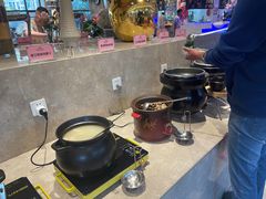 -七彩云南古滇温泉山庄