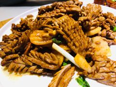 爆炒腰花-闫府私房菜·百年鲁菜(恒隆店)