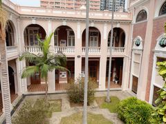 -香港大学