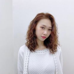 -朗峰专业美发沙龙