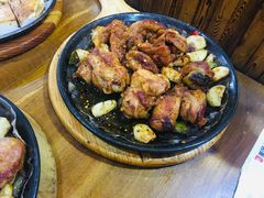 -老东镇啤酒屋海鲜加工·蒸汽海鲜·海鲜烧烤(台东店)