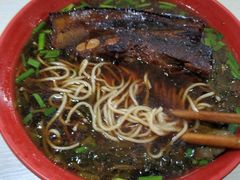 -小龙大肉面馆