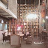 聊天画画看书好去处